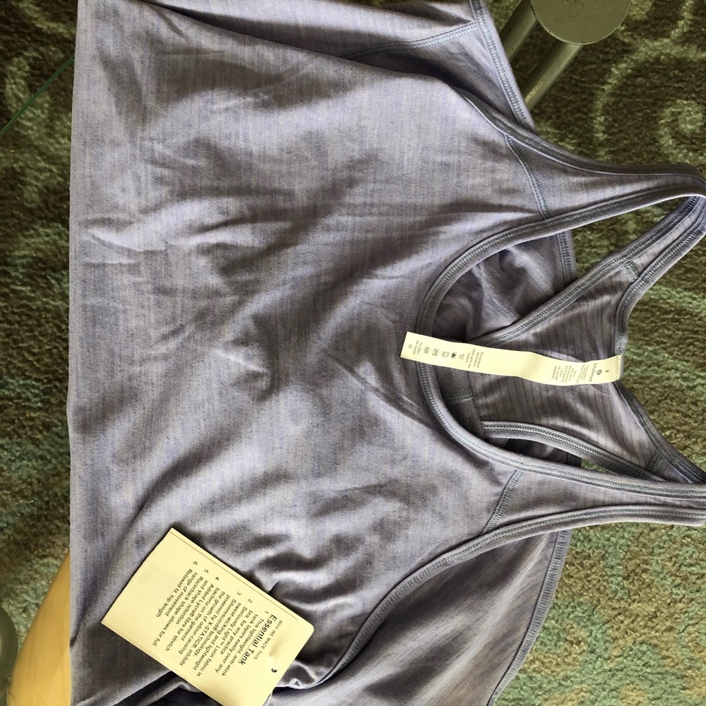 Lululemon Essential Tank NWT